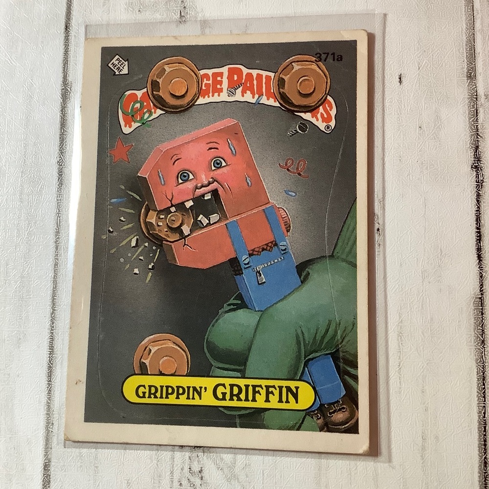 Grippin' Griffin 1987 Topps Garbage Pail Kids Series 9 Card #371a